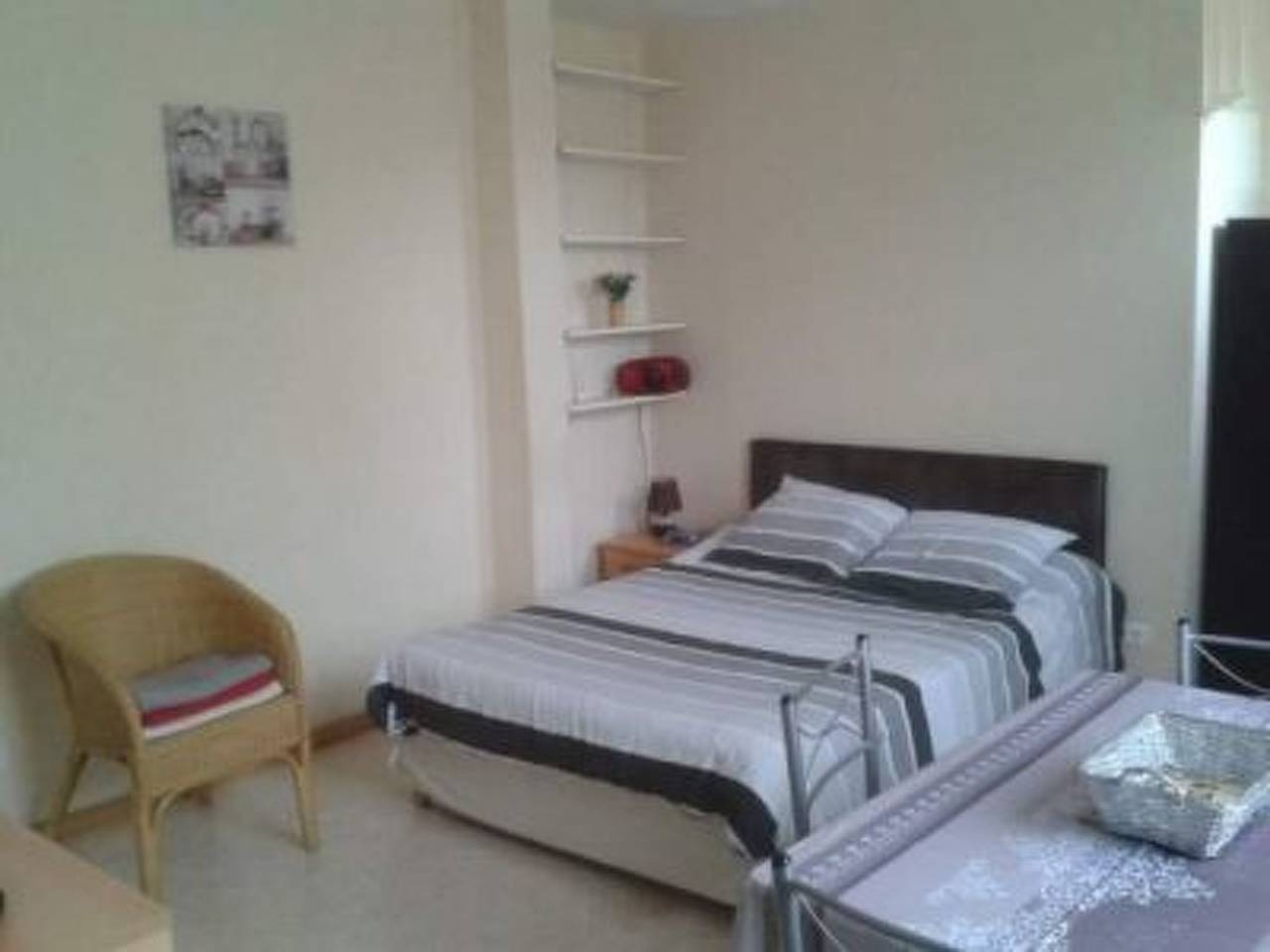 Ganze Wohnung, Vermietet hübsches Studio für Urlaub oder Kurgäste oder die Region zu entdecken in Bagnoles-de-l'Orne, Parc naturel régional Normandie-Maine