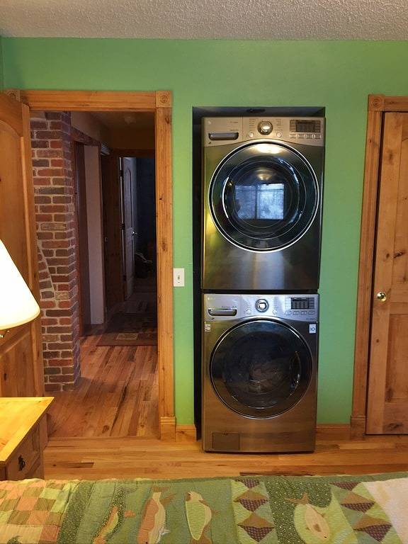 Vakantiewoning voor 8 personen, with tuin and whirlpool as well as zwembad and balkon in Verenigde Staten