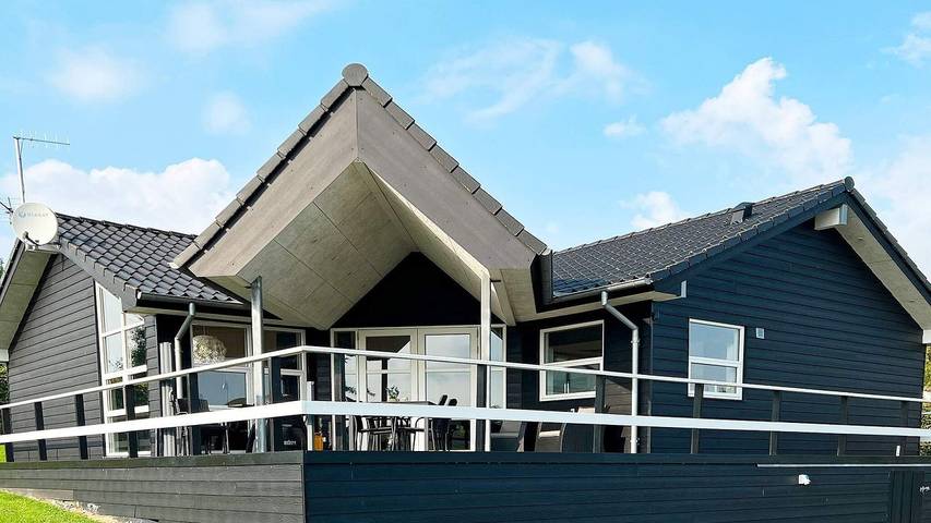 Ferienhaus für 9 Personen, mit Terrasse in Eskov Strandpark