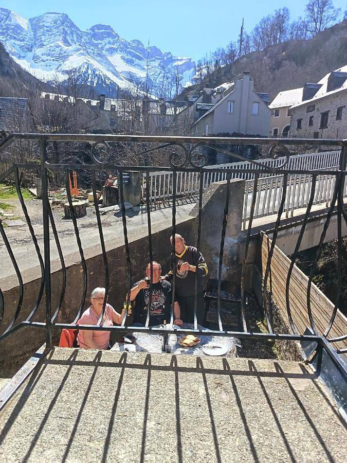 Gîte pour 10 personnes, avec vue et terrasse, animaux acceptés à Gavarnie - 2