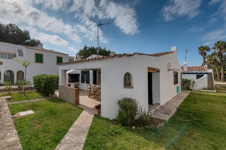 Ferienwohnung für 6 Personen, mit Garten und Ausblick sowie Pool, kinderfreundlich - 1
