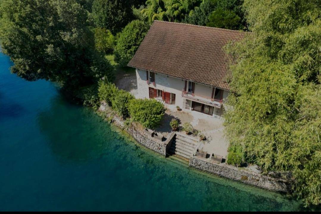 La maison du lac in Chanaz, Région de Chambéry