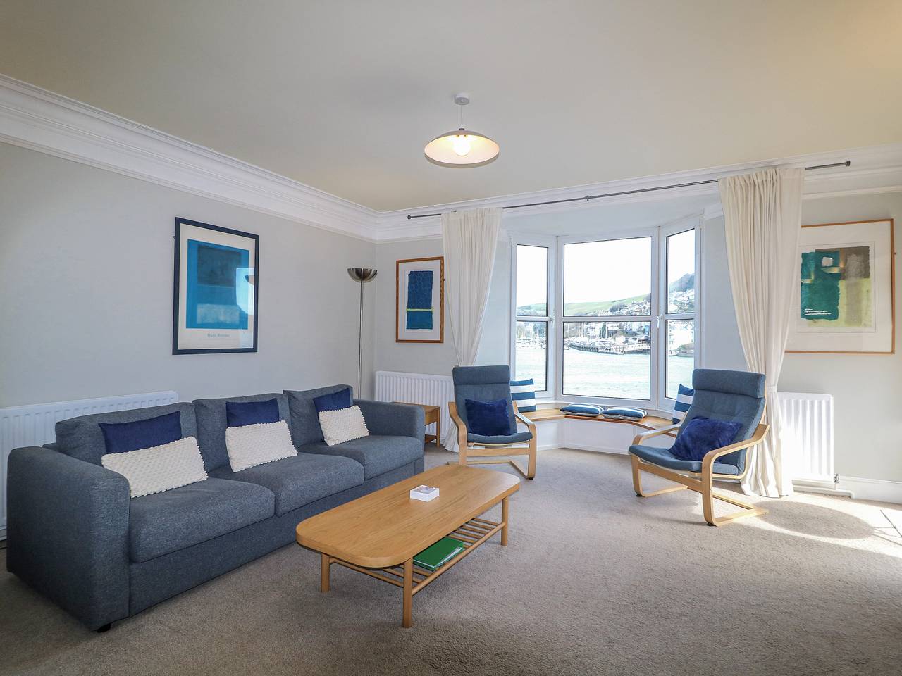 Entire apartment, Harbourside in Dartmouth, Devon
