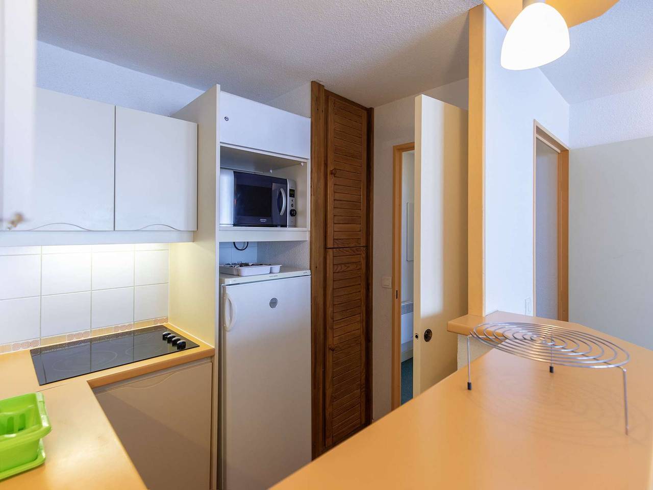Ganze Wohnung, Gemütliche Wohnung, 6 Personen, 1 Zimmer, Südbalkon, überdachter Parkplatz, direkt an den Pisten in La Mongie, Bagnères-de-Bigorre
