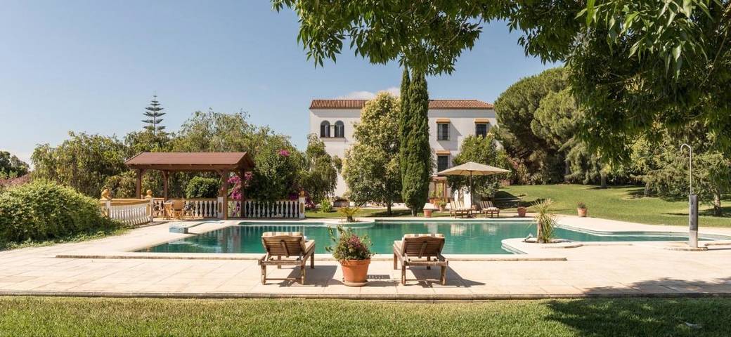 Alojamiento y desayuno para 2 personas, con piscina además de vistas y jardín, Se admiten mascotas - 1