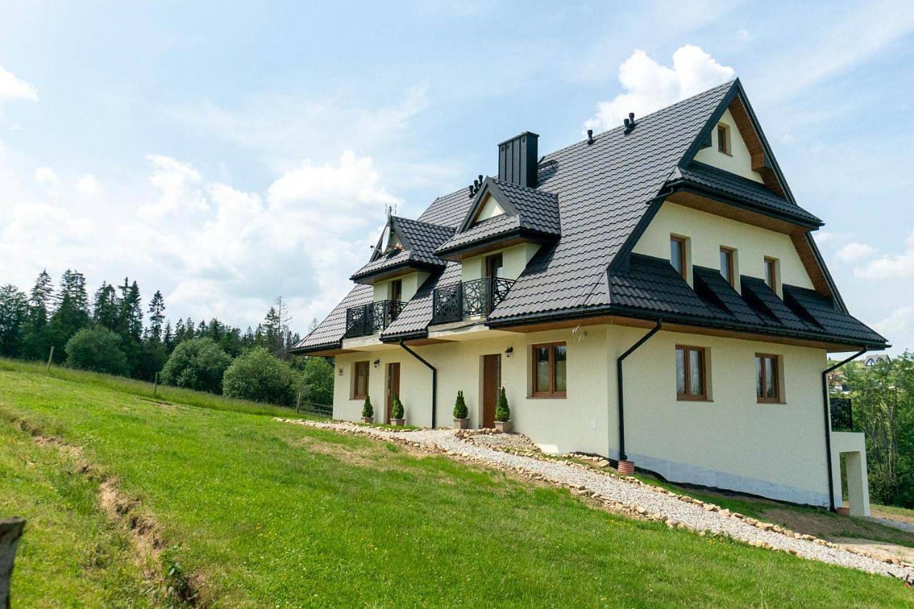 Two-Bedroom House in Leśnica, Karpaty (Polska)