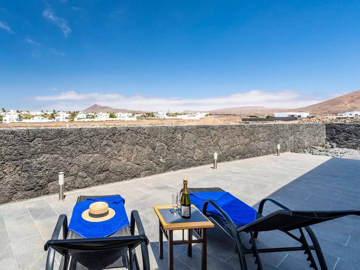 Villa for 4 people, with garden in Costa Teguise