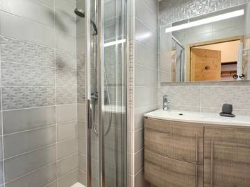 Chalet for 6 People in Les Gets, Les Portes du Soleil, Photo 3