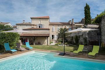 Chambre d’hôte pour 2 personnes, avec piscine et jardin dans le Lot