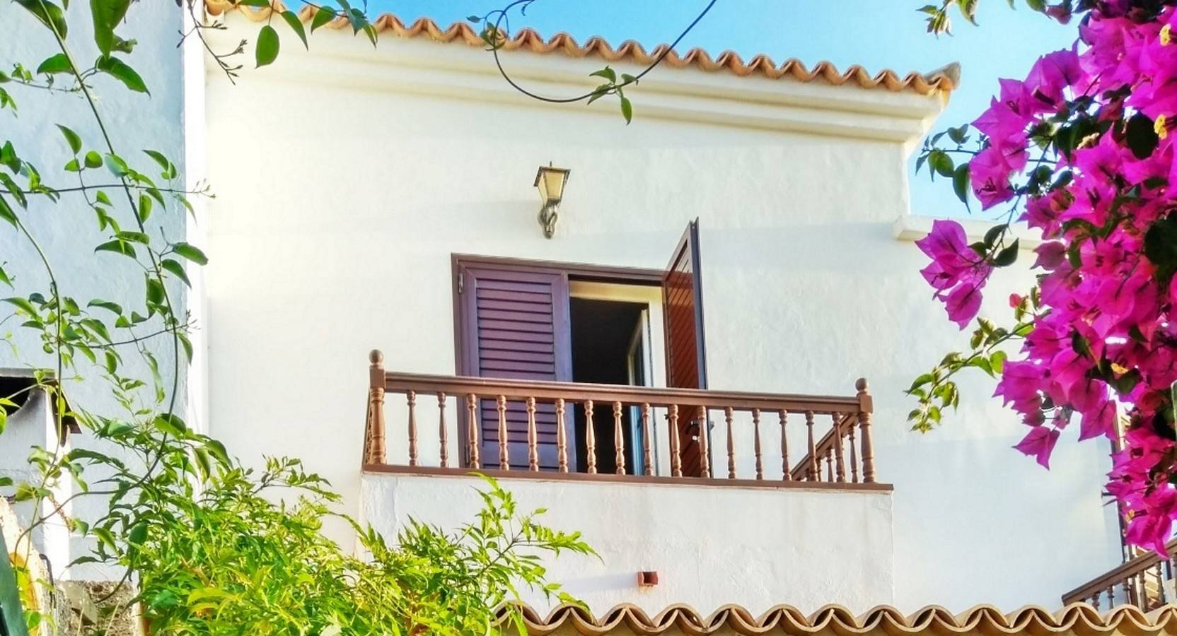 Casa Sarita - well maintained house in Chayofa with Pool in Chayofa, Arona