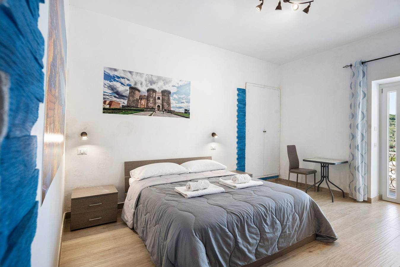 Zimmer 'Napoli Con Vista Vesuvio' mit Bergblick, Wi-Fi und Klimaanlage in Pimonte, Monti Lattari