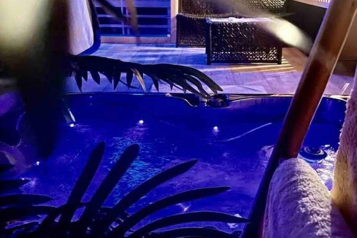 Gîte pour 2 personnes, avec Jacuzzi et Sauna à Saint-Martin-d'Hères