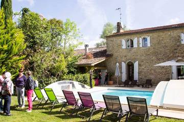 Chambre d’hôte pour 2 personnes, avec jacuzzi et sauna ainsi que jardin et piscine, animaux acceptés à Fontet