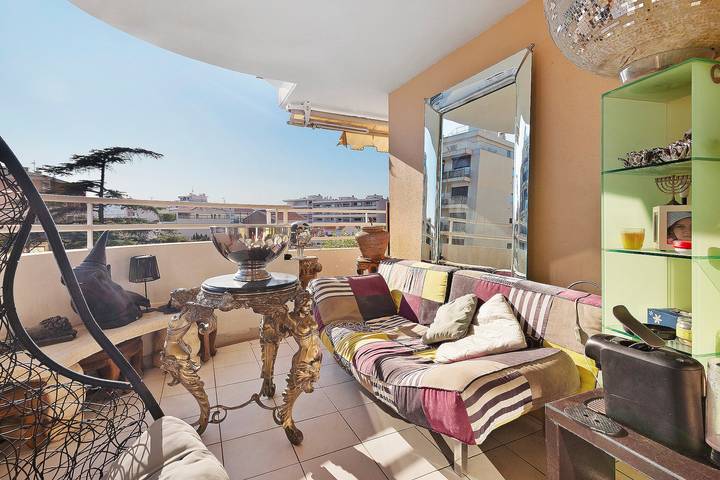 Ferienwohnung für 4 Personen, mit Balkon in Cannes