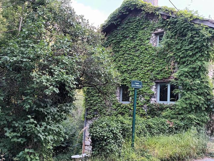 Gîte pour 2 personnes, avec Terrasse ainsi que Jardin et Vue à Engins - 2