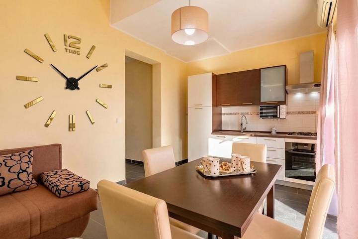 Ferienwohnung für 5 Personen, mit Garten und Ausblick