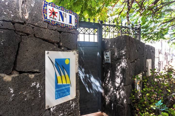 Ganze Wohnung, Studio Apartment Kleines Gebäude mit 6 Apartments, nur wenige Schritte von Marina Rubicon in Playa Blanca, Yaiza