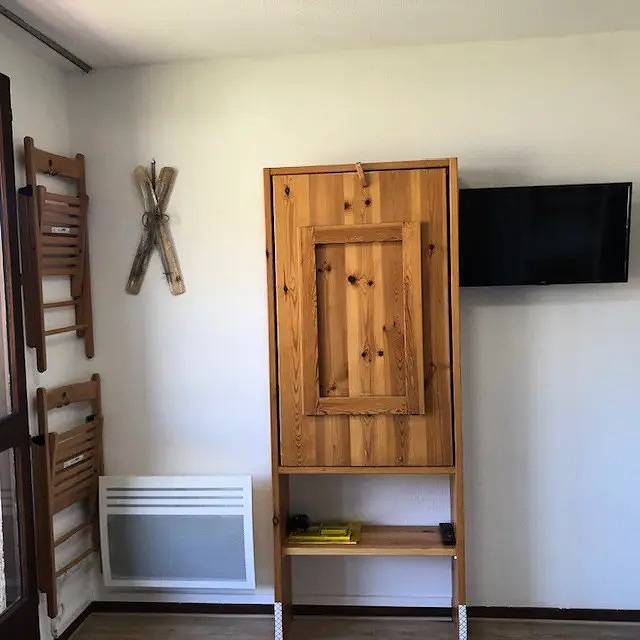Studio entier, Joli petit studio idéalement situé in Le Sauze, Enchastrayes