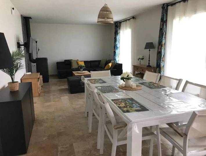 Location de vacances pour 12 personnes, avec jardin et terrasse à Thiron-Gardais - 4