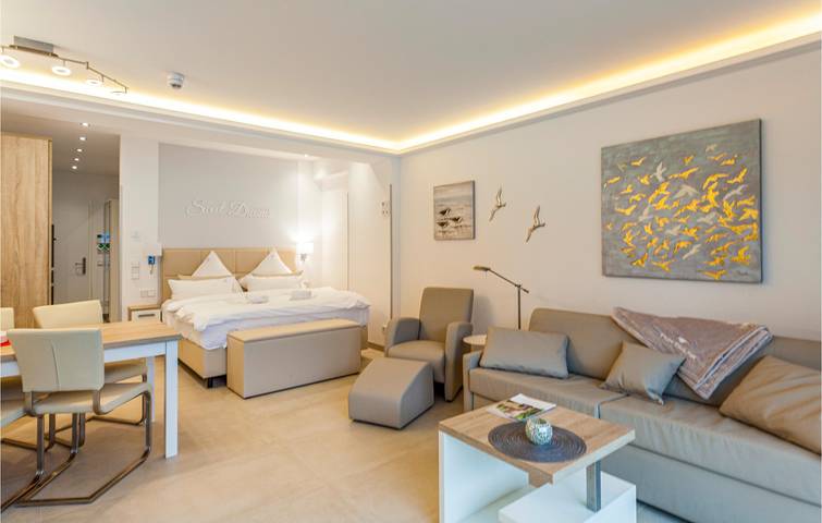 Appartement de vacances entier, Le bonheur au bord de la mer : Appartement moderne avec terrasse, lave-vaisselle et Internet in Strand Prora, Binz