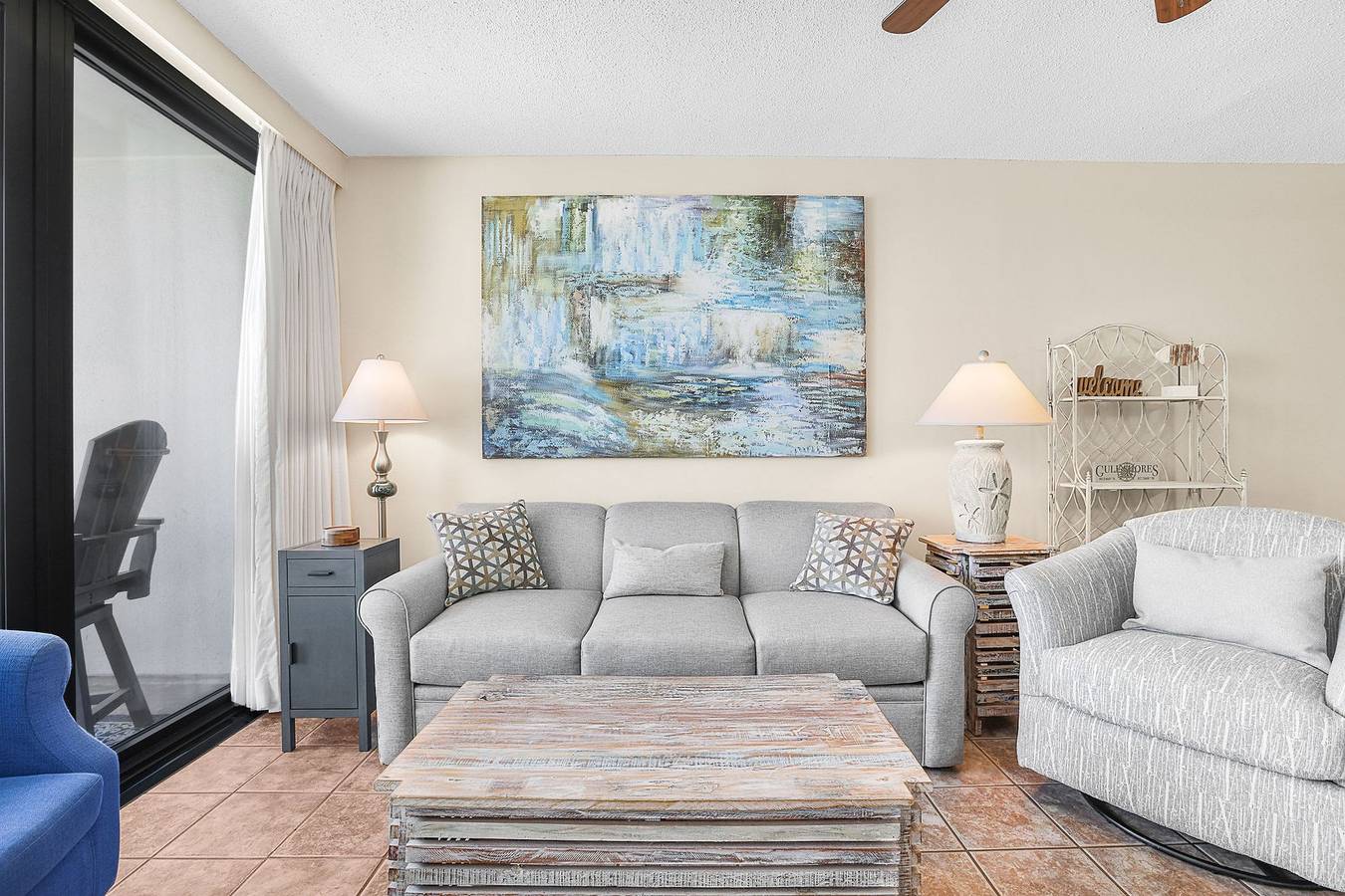 Entire apartment, Island Winds West 774- Walk to Hangout beachfront in Gulf Shores, Mobile Bay