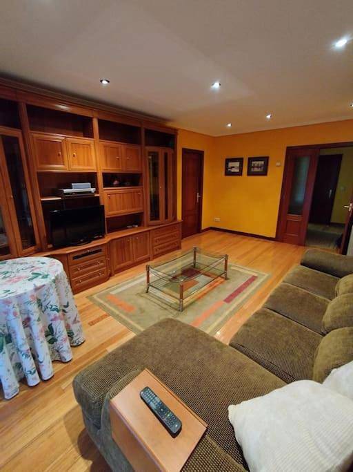 Appartement entier, Two-Bedroom Apartment in Villaverde de Pontones, Ribamontán al Monte