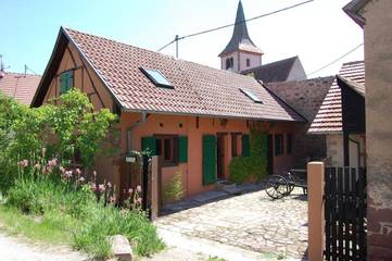 Gîte pour 4 personnes, avec vue et jardin à Balbronn