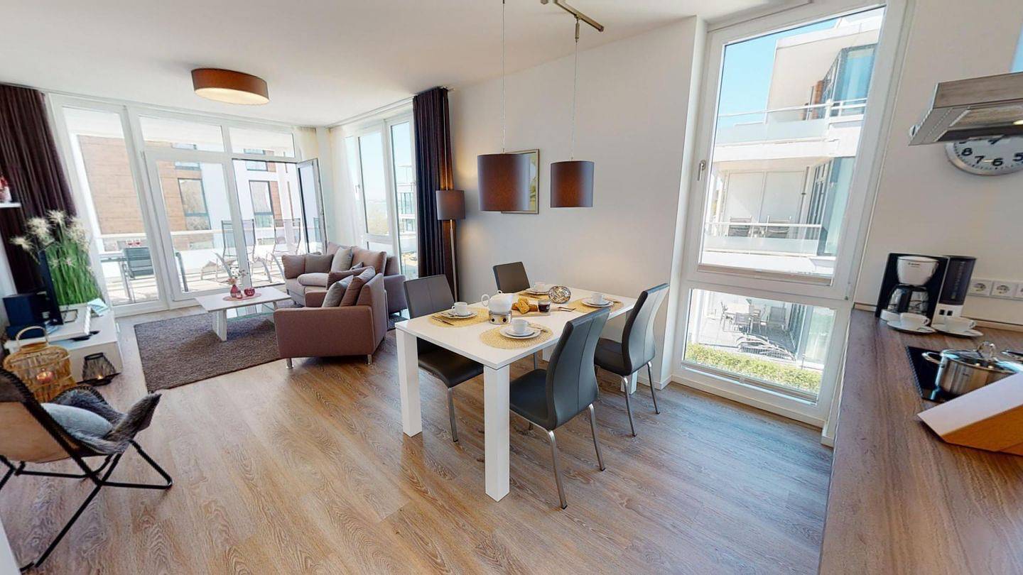 Ganze Wohnung, Großes Urlaubsapartment D-06 im Südkap mit dem Strand vor der Tür für 4 Personen in Südstrand Pelzerhaken, Ostholstein