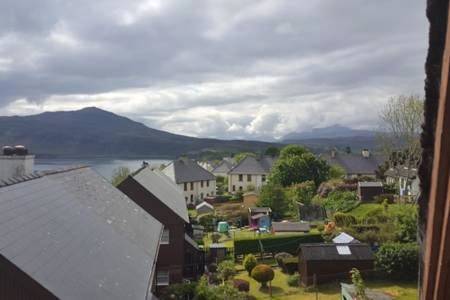 Location de vacances pour 9 personnes, avec jardin à Portree - 2