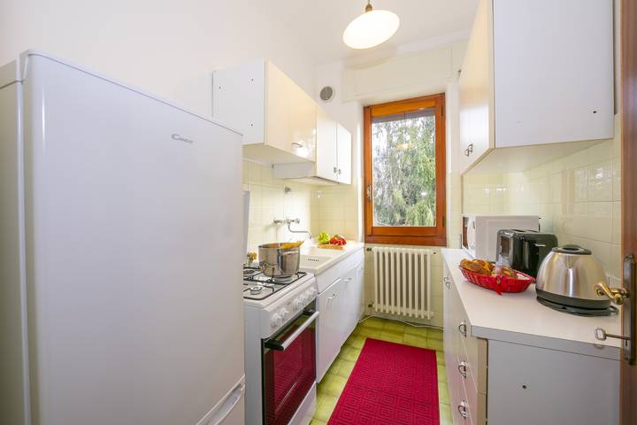 Geheel appartement, La Verbanina 2 - Lake Maggiore Views Duplex for 4 in Ghiffa, Ticino Alpen en Verbano