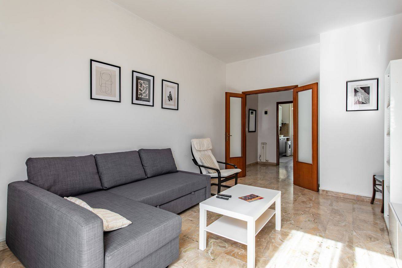 Entire apartment, Florence Modern & Bright Apartment! in Isolotto Legnaia, Florence