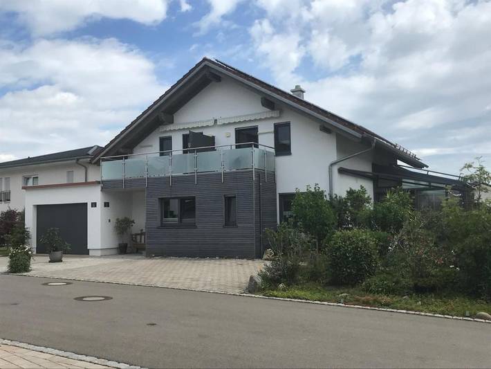 Ferienwohnung für 2 Personen, mit Balkon und Ausblick in Isny im Allgäu