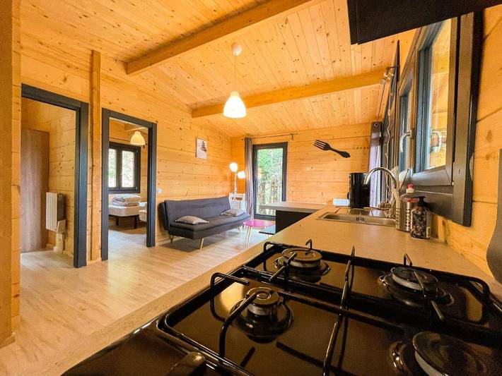 Camping pour 4 personnes, avec jardin ainsi que terrasse et vue, animaux acceptés dans L'Aubrac - 3