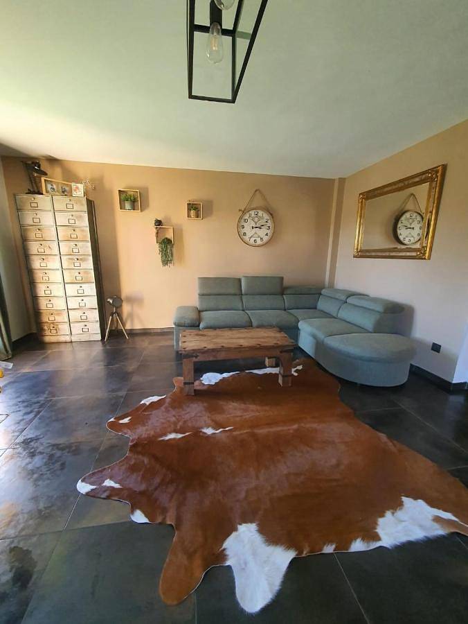 Location de vacances pour 8 personnes, avec vue ainsi que piscine et jardin à Bendejun - 4