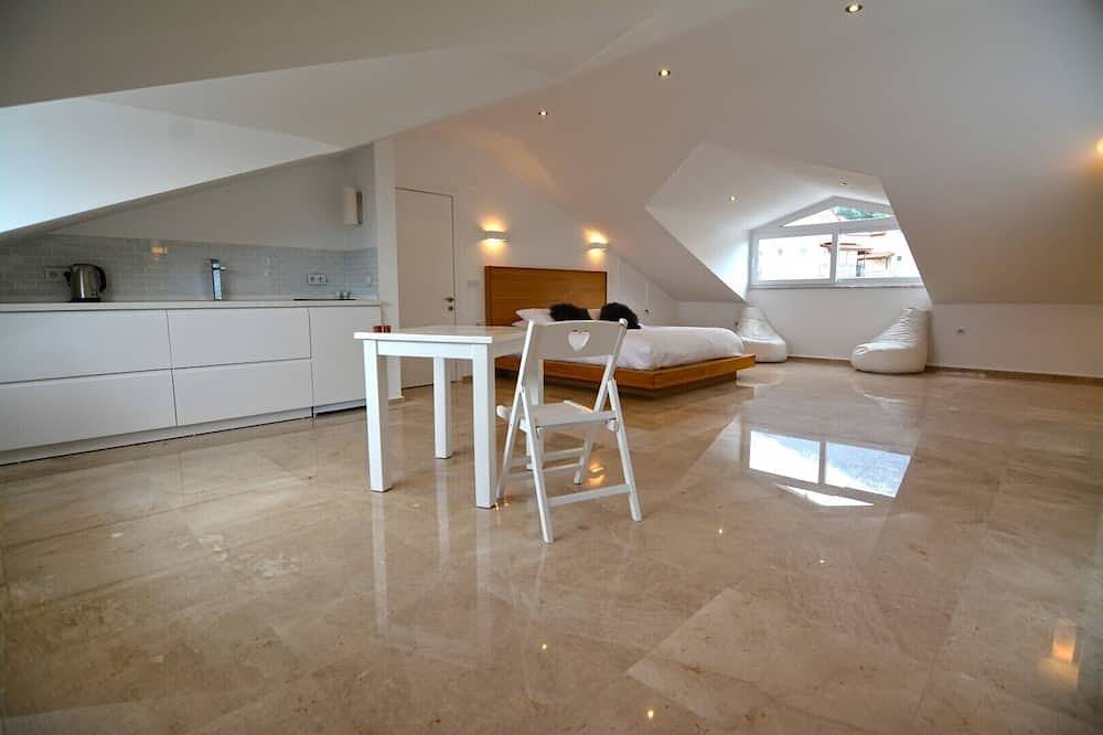 5 Schlafzimmer Luxusvilla mit privatem Pool und Garten in Ölüdeniz in Fethiye, Türkische Ägäis