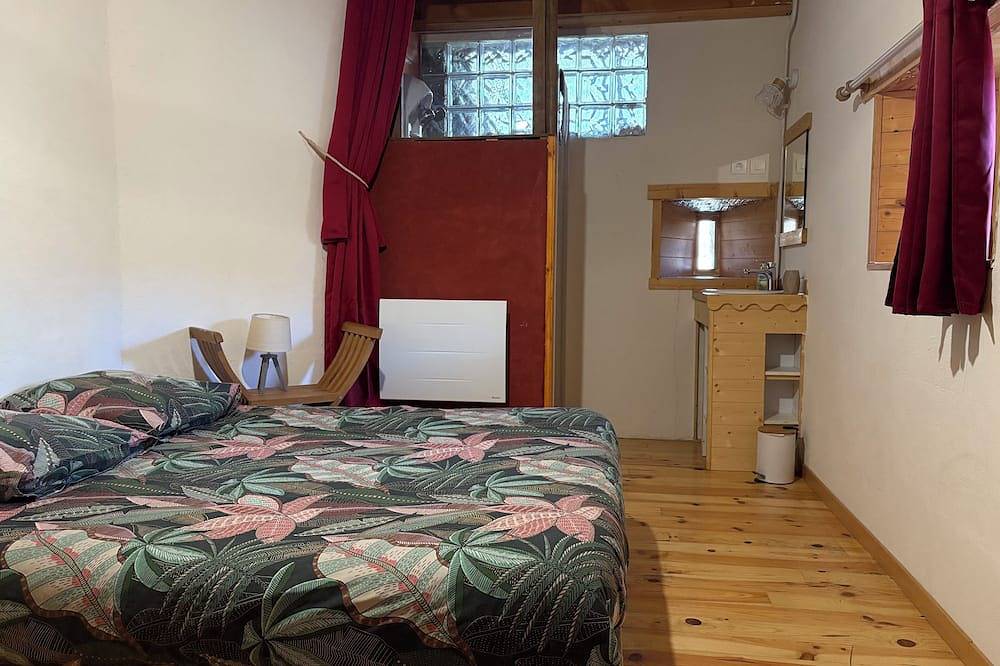 Le Pradima, pour les amoureux de la nature. Animaux de compagnie acceptés ! in Mandailles-Saint-Julien, Région d'Aurillac