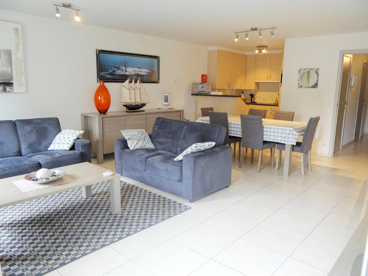 Ganze Wohnung, Apartment Nieuwpoort Strand 4 Pax 4 Von Belvilla in Nieuwpoort, Belgische Küste