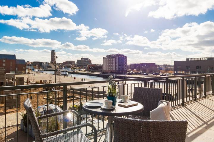 Ferienwohnung mit Meerblick für 4 Personen, mit Balkon und Terrasse in Wismar