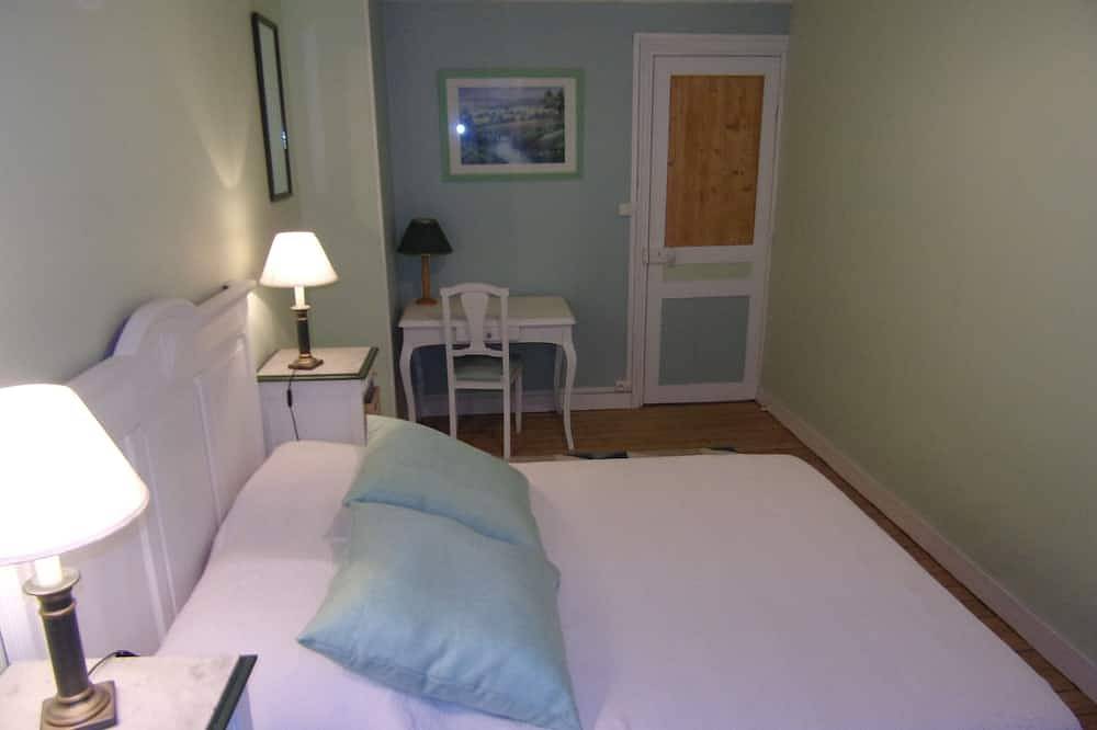 Gîte pour 8 personnes (4 chambres) à Yport à 50m de la mer (à 8km d'Etretat) in Yport, Région du Havre
