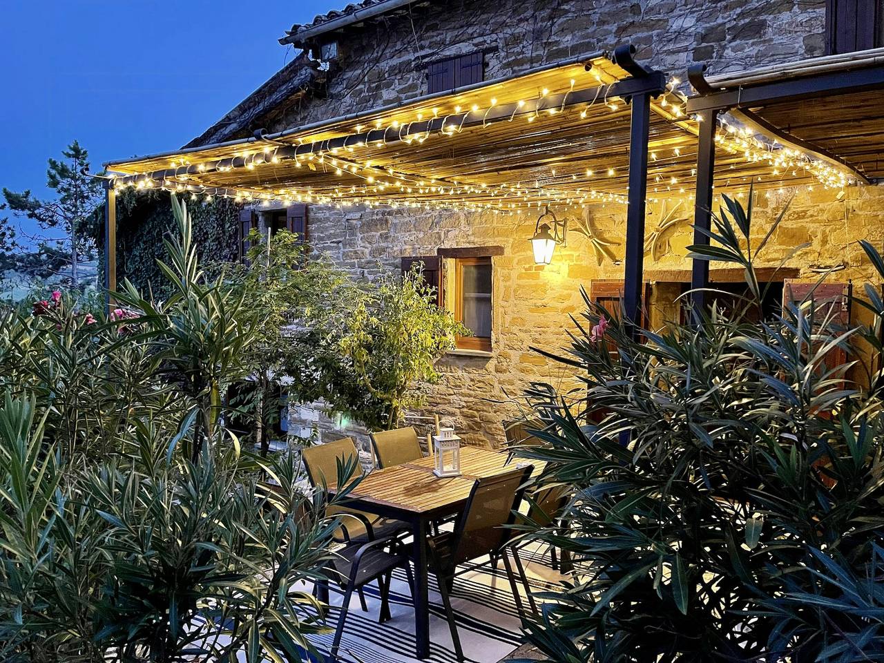 Ganze Wohnung, Ferienwohnung mit Pool und Blick auf Gubbio in Gubbio, Umbrien