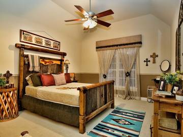 Vacation House for 16 Guests in Lake Travis, Travis County, Picture 3