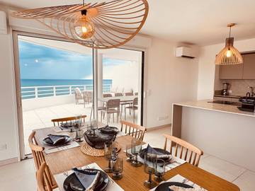 Gîte pour 8 personnes, avec balcon/terrasse et jacuzzi, animaux acceptés dans Casino de Valras Plage