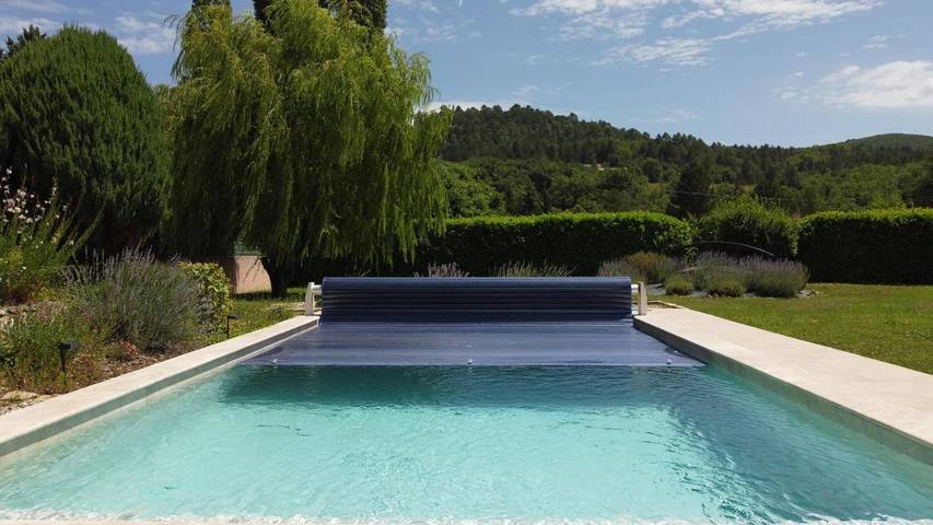 Location de vacances pour 12 personnes, avec jardin et piscine, animaux acceptés à Dauphin (homonymie) - 2