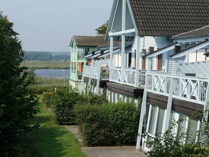 Ferienwohnung für 4 Personen, mit Balkon und Seeblick sowie Garten in Seedorf (Sellin)