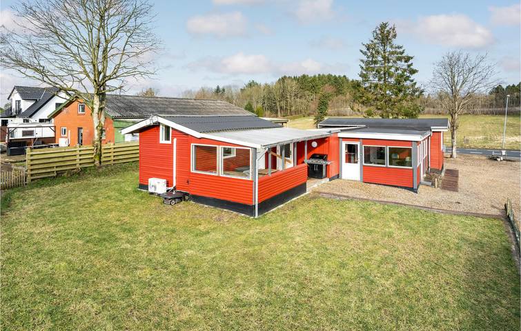 Ferienhaus für 6 Personen, mit Terrasse und Garten - 1
