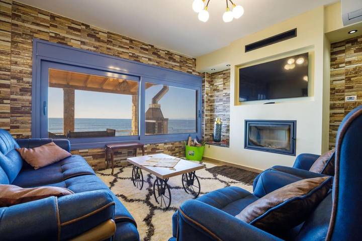 Ferienwohnung für 7 Personen, mit Terrasse und Ausblick in Agios Ilias - 2