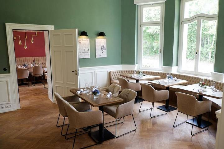 Hotel Villa Raab - Kleines Doppelzimmer mit eigenem Bad in Alsfeld, Vogelsberg Region