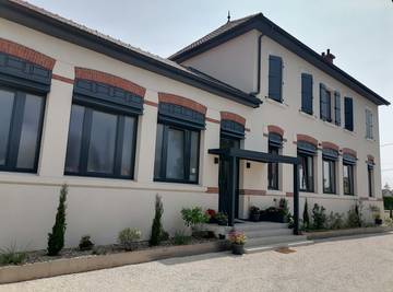 Chambre d’hôte pour 2 personnes, avec jardin et piscine, animaux acceptés dans Saulon-la-Chapelle