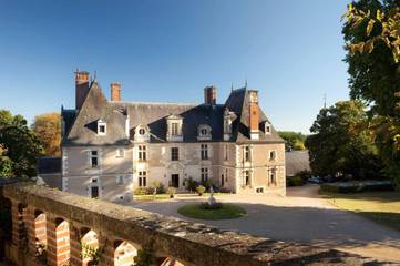 Hôtel pour 2 personnes, avec piscine ainsi que terrasse et sauna à Noizay