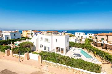 Villa in Ciutadella, Coast of Menorca für 12 